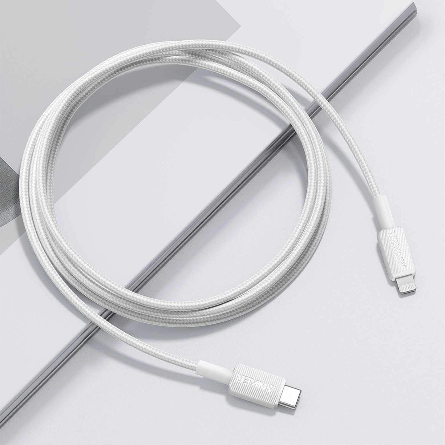 A81B6H215 USB-C to Lightning 6ft Cable White