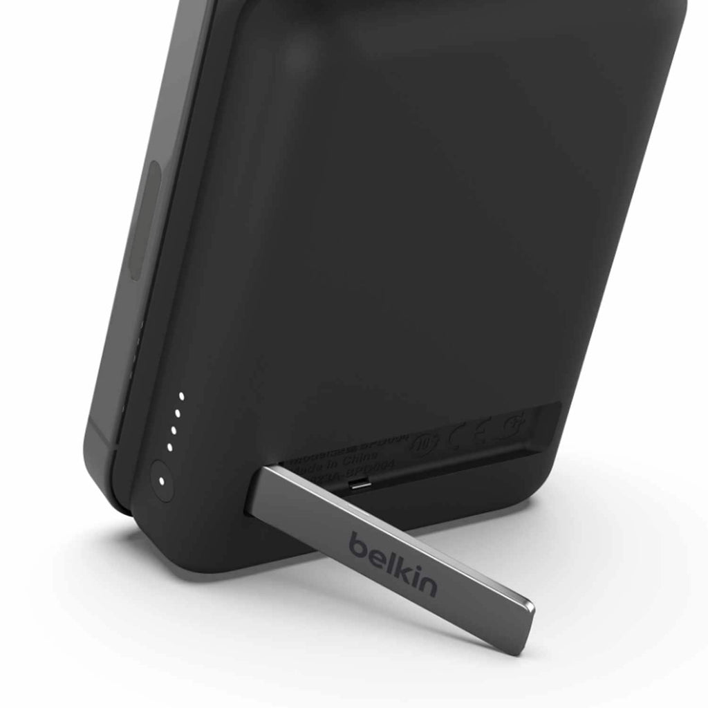 Belkin BoostCharge Wireless Power Bank 5.000 mAh with Stand Black