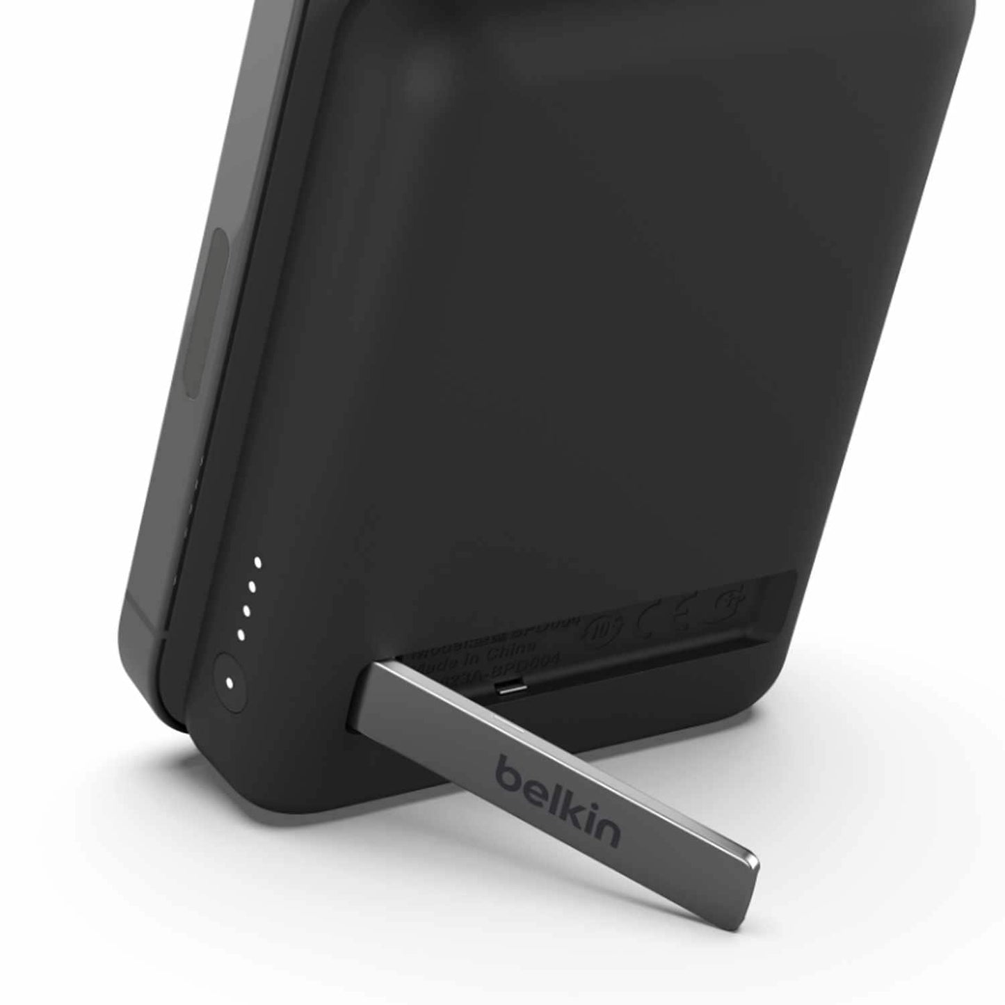 BPD004btBK 5K Magnetic Wireless Power Bank + Stand Black