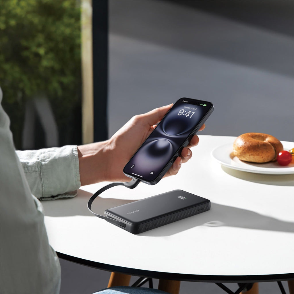 Anker Zolo Power Bank 10.000 mAh 22.5W Black with Built In USB-C Cable - GekkoTech