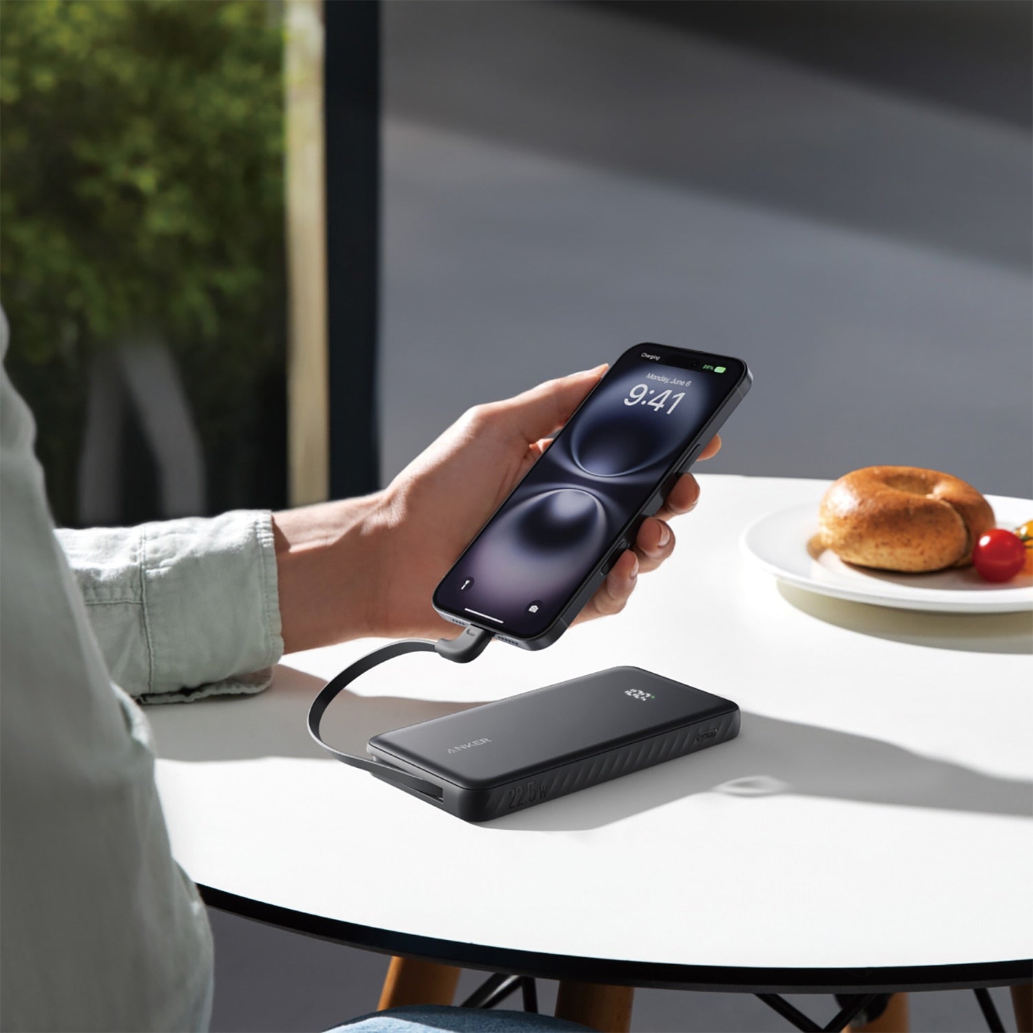 Anker Zolo Power Bank 10.000 mAh 22.5W Black with Built In USB-C Cable