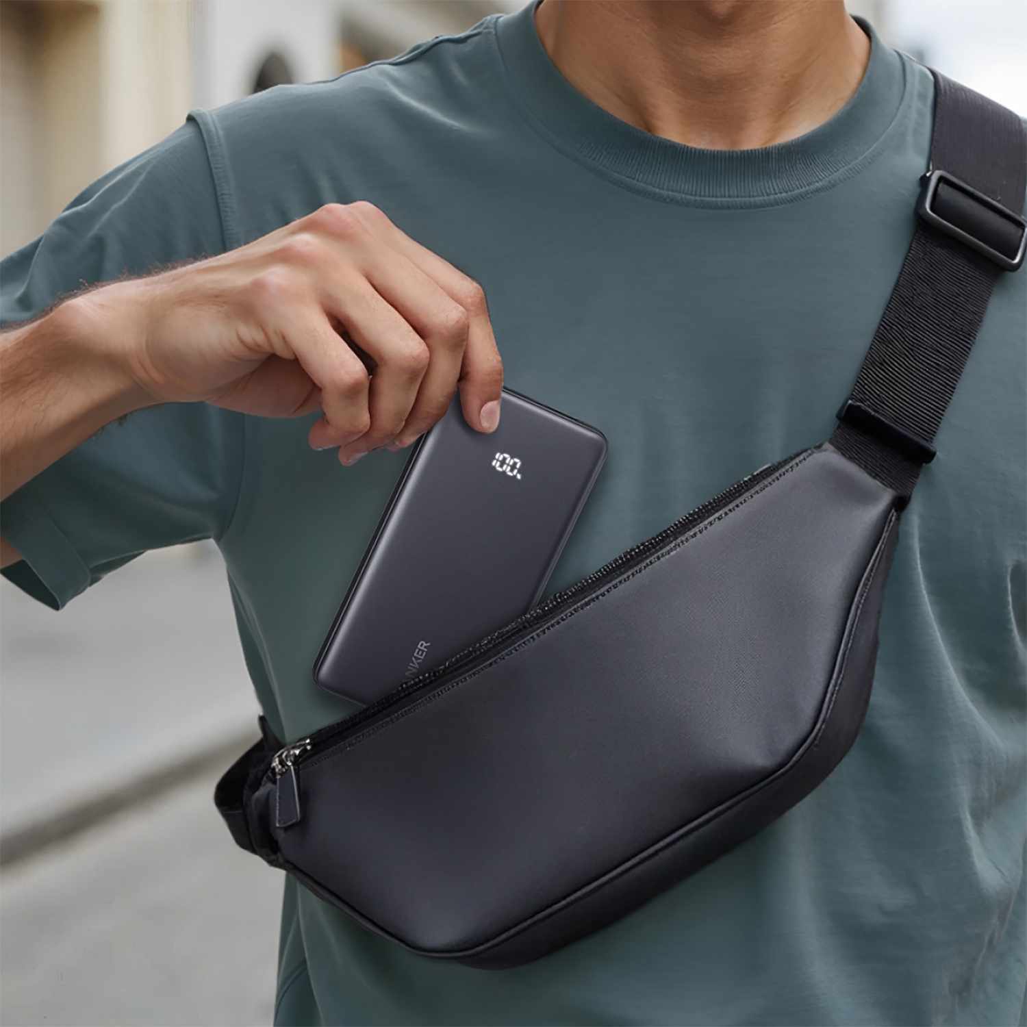 Anker Zolo Power Bank 10.000 mAh 22.5W Black with Built In USB-C Cable