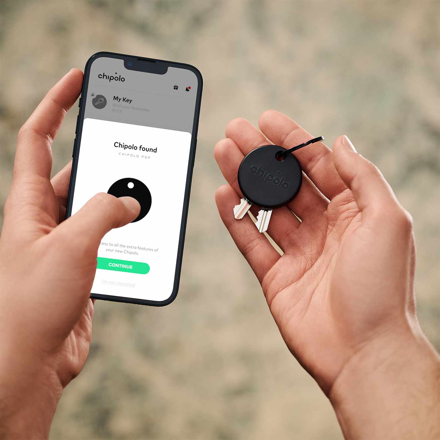 Chipolo POP Tracking Tag (Works with Google’s Find My Device or Apple Find My) Black