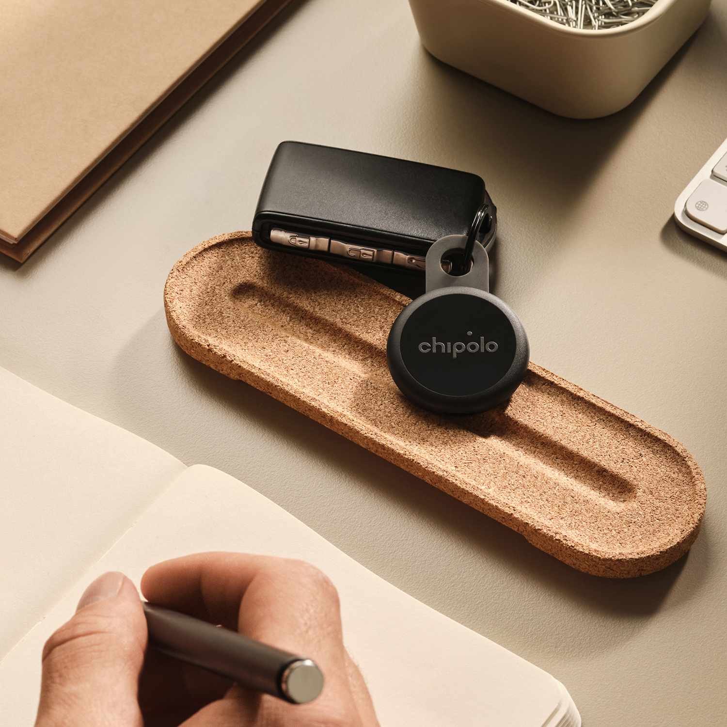 Chipolo LOOP Tracking Tag x 4 (Works with Android's Find Hub Device or Apple Find My) Charcoal