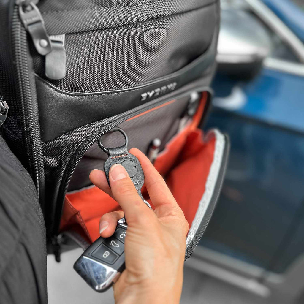 Everki Quick Release Key Chain with FIDLOCK Magnetic Closure Black