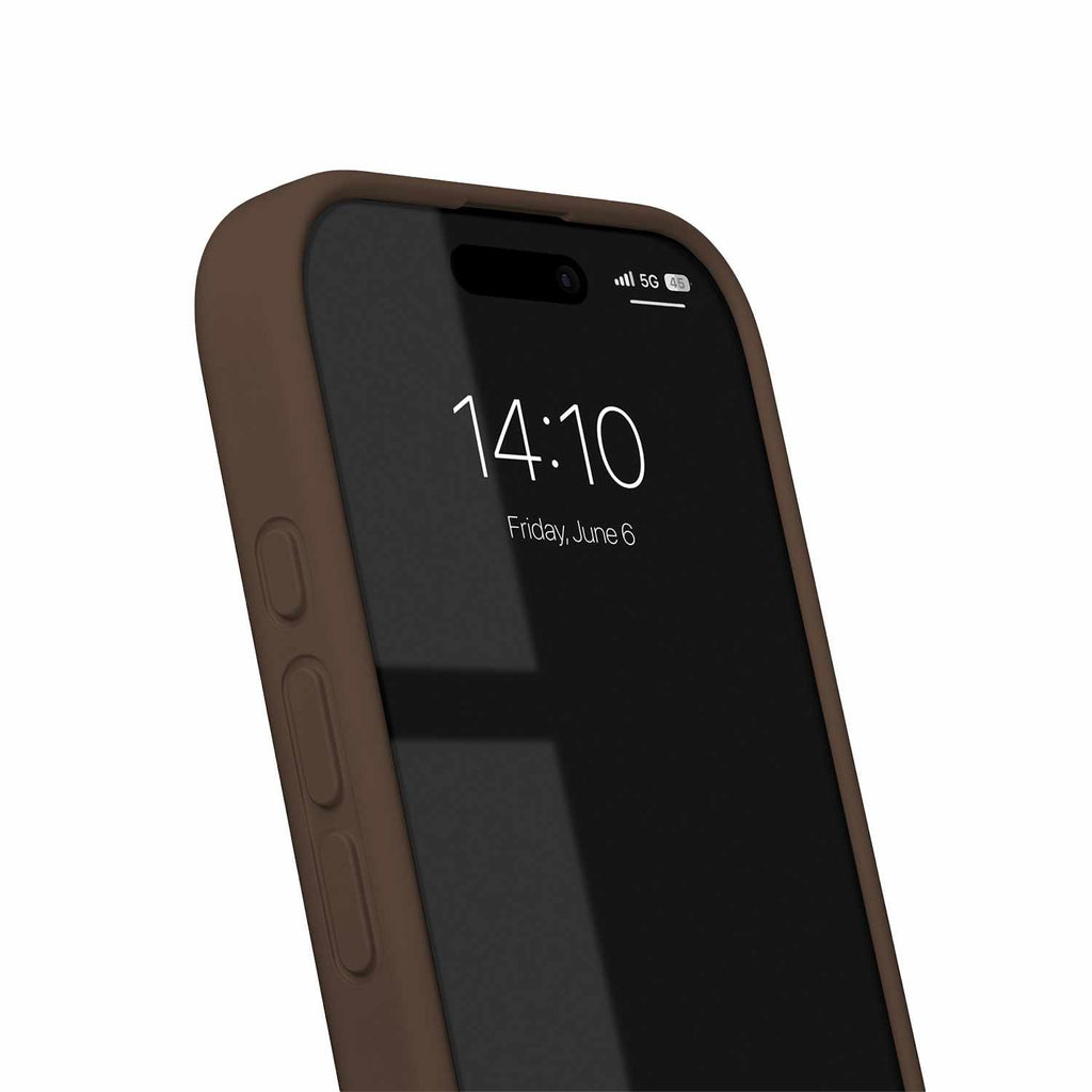 Ideal of Sweden Silicone MagSafe Case Mocha Mousse for iPhone 17