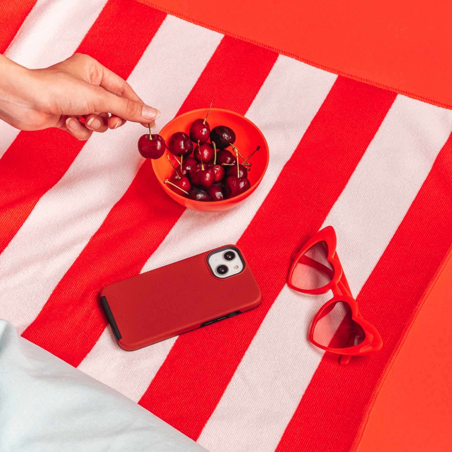 Blu Element Armour Rugged Case Red iPhone 15 Pro - GekkoTech